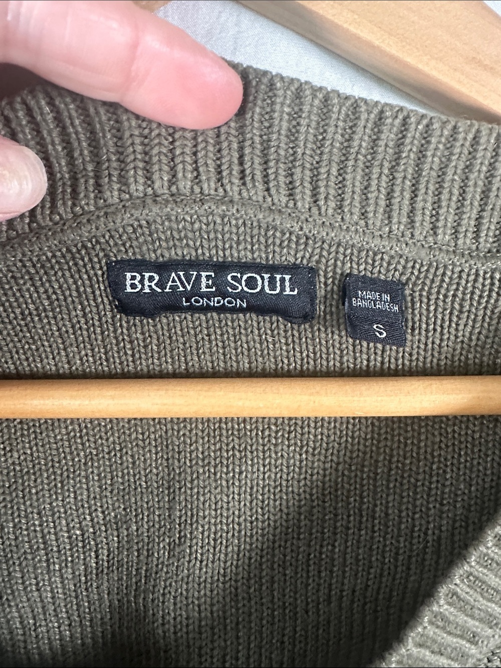 Brave Soul Olive V-Neck Knit Sweater - Picture 2 of 2